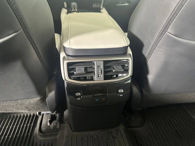 Used 2023 Lexus RX 350 Premium w/ Accessory Package AWD/4WD image 28