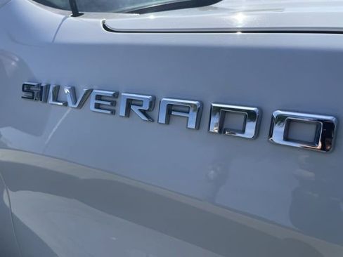 Used 2022 Chevrolet Silverado 1500 Custom image 31