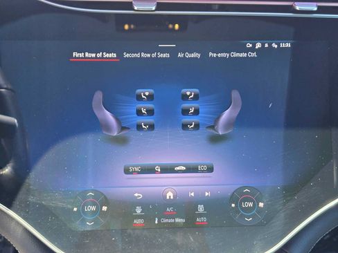 Used 2023 Mercedes-Benz EQS 580 4MATIC SUV image 29