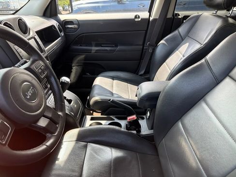 Used 2015 Jeep Patriot High Altitude FWD image 10