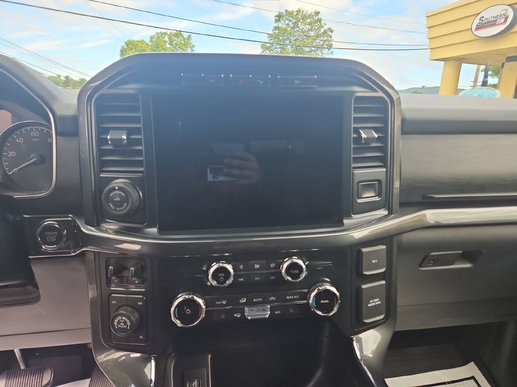 Used 2022 Ford F150 XLT w/ Equipment Group 302A High AWD/4WD image 19