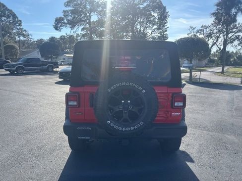 Used 2022 Jeep Wrangler Unlimited Sport image 7