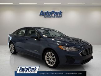 Used 2019 Ford Fusion SE video 1