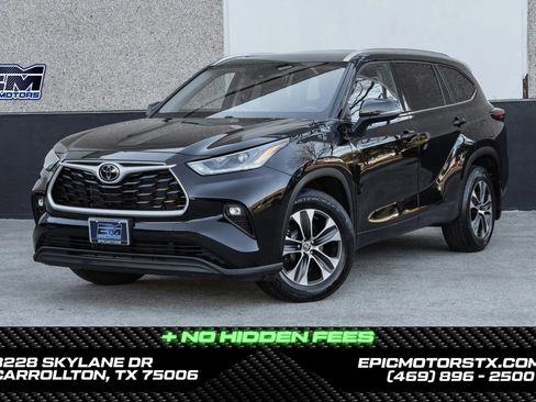 Used 2021 Toyota Highlander XLE image 1