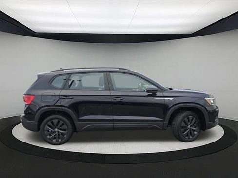 Certified 2024 Volkswagen Taos S image 8