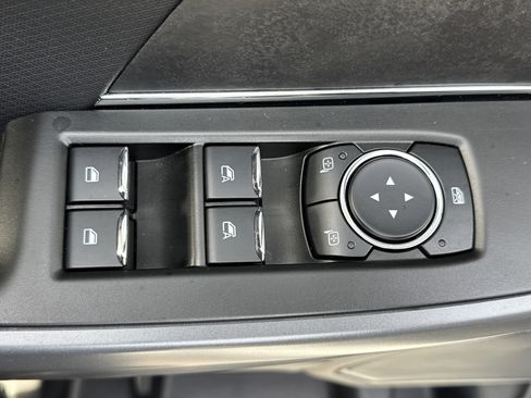 Used 2025 Ford F150 XLT w/ Equipment Group 302A MID image 15