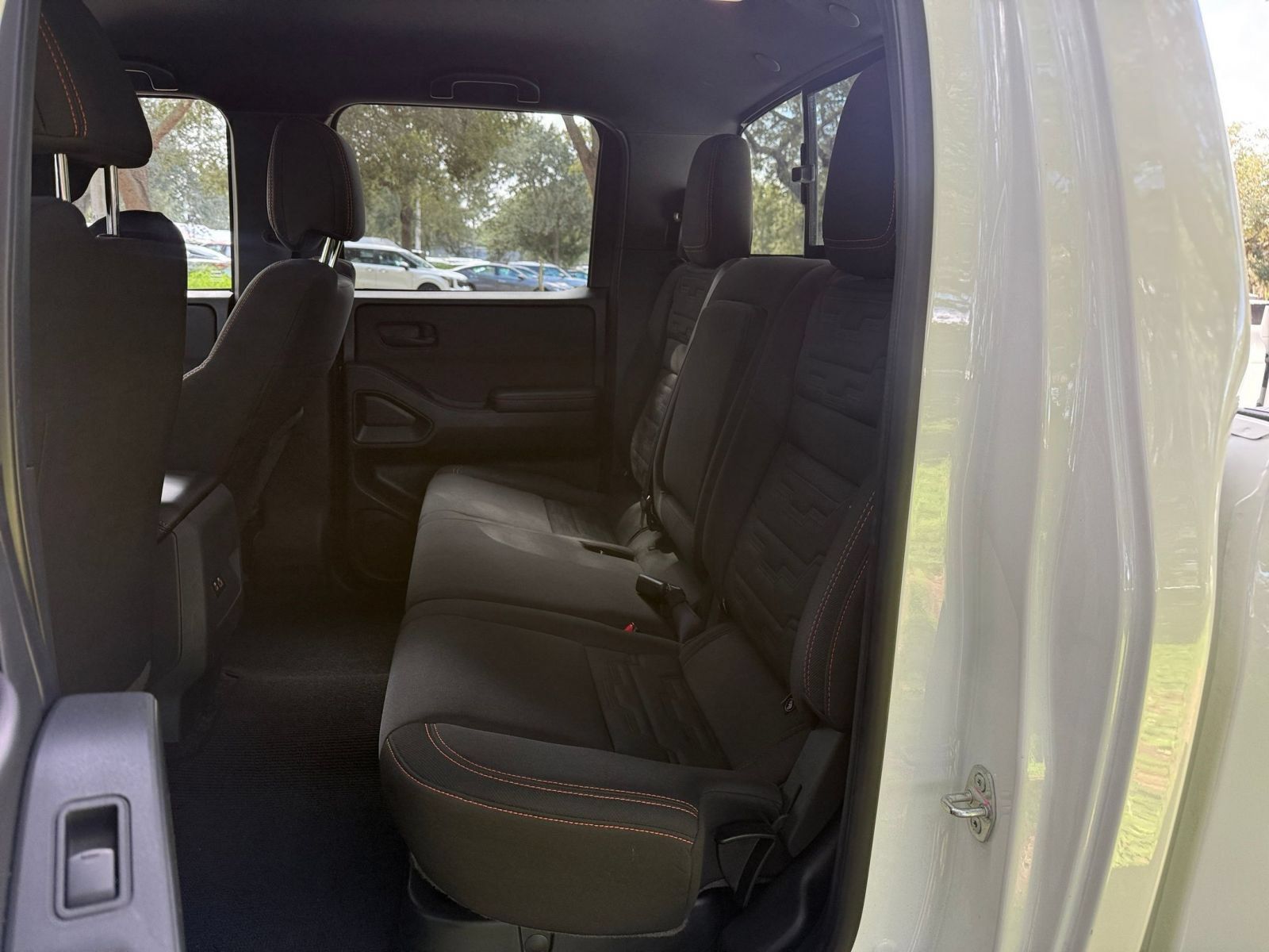 Used 2026 Nissan Frontier PRO-4X AWD/4WD image 35