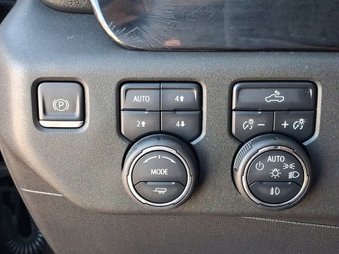 Used 2023 Chevrolet Silverado 1500 LT Trail Boss w/ Protection Package image 24