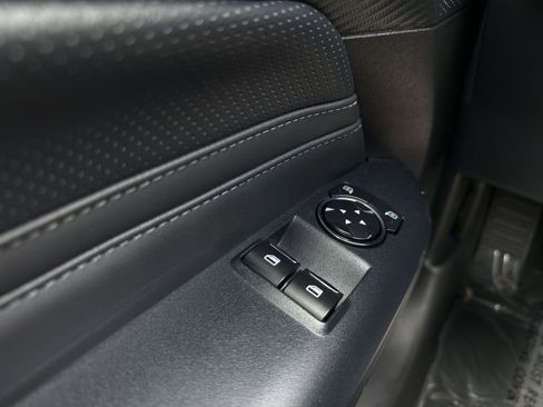 Used 2024 Ford Mustang Premium image 11