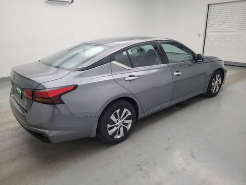 Used 2023 Nissan Altima 2.5 S FWD image 10