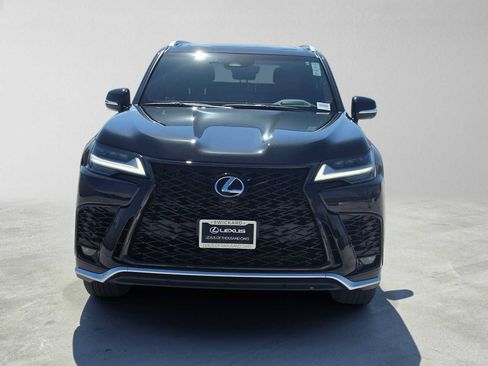 Used 2026 Lexus LX 600 F Sport AWD/4WD image 8