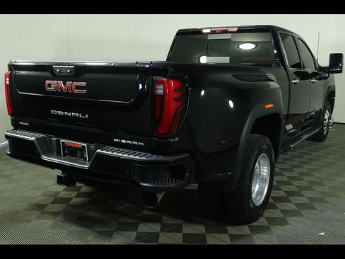 Used 2025 GMC Sierra 3500 Denali w/ Denali Reserve Package AWD/4WD image 20