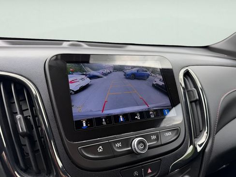 Used 2023 Chevrolet Equinox RS AWD/4WD image 27