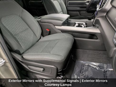 Used 2026 RAM 1500 Big Horn AWD/4WD image 35