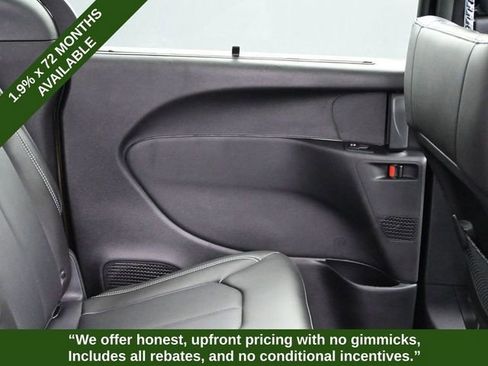 New 2026 Chrysler Voyager LX image 16