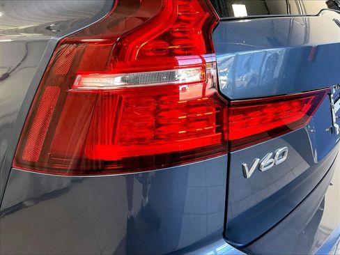 Used 2020 Volvo V60 T5 Cross Country w/ Protection Package AWD/4WD image 35