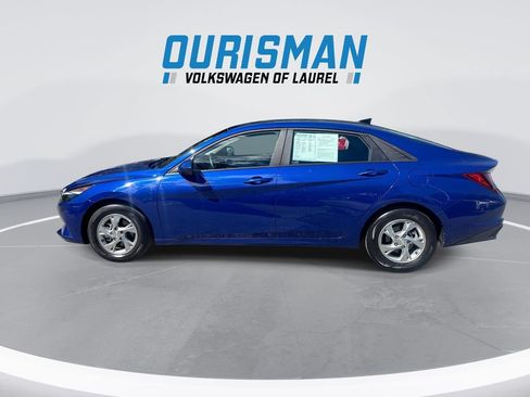 Used 2023 Hyundai Elantra SE w/ Cargo Package FWD image 5