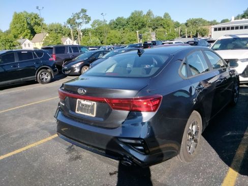 Used 2021 Kia Forte LXS FWD image 10