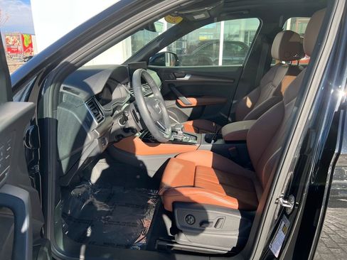 Used 2025 Audi Q5 e Premium Plus image 9