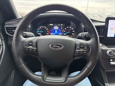 Used 2020 Ford Explorer XLT w/ Equipment Group 202A image 39