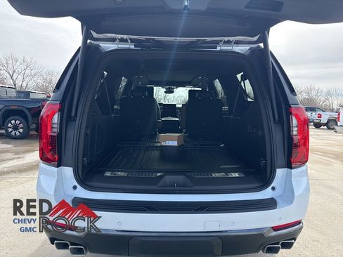 New 2026 GMC Yukon XL Denali Ultimate w/ LPO, Floor Liner Package AWD/4WD image 9
