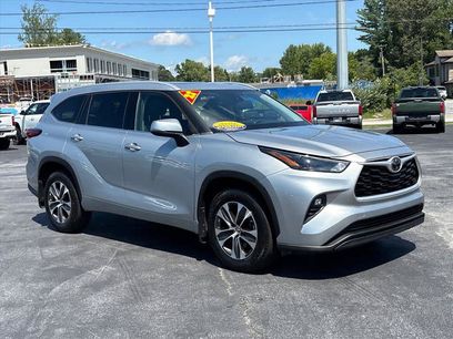 Used 2022 Toyota Highlander XLE