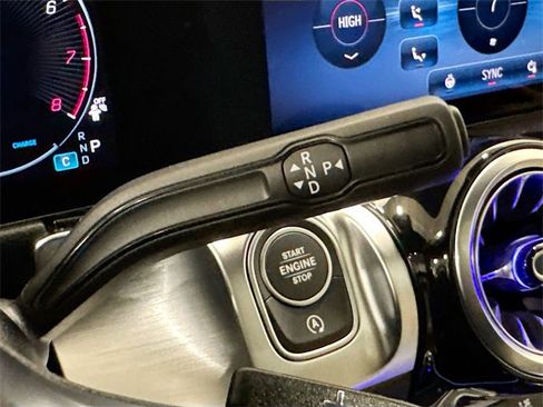 Certified 2025 Mercedes-Benz GLB 250 4MATIC image 16