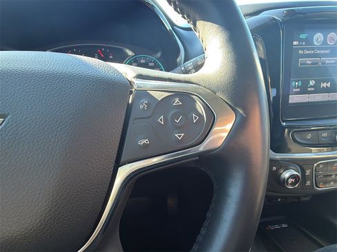 Used 2018 Chevrolet Traverse Premier w/ Driver Confidence II Package image 43
