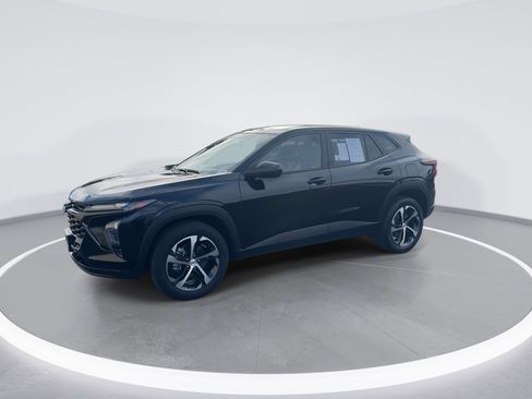 Used 2024 Chevrolet Trax RS image 5