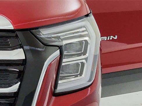 Used 2026 GMC Terrain Elevation image 17