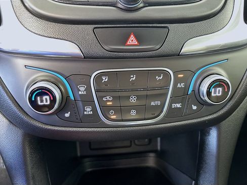 Used 2020 Chevrolet Equinox LT w/ Driver Convenience Package FWD image 15