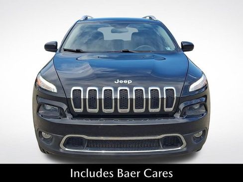 Used 2018 Jeep Cherokee Limited AWD/4WD image 2