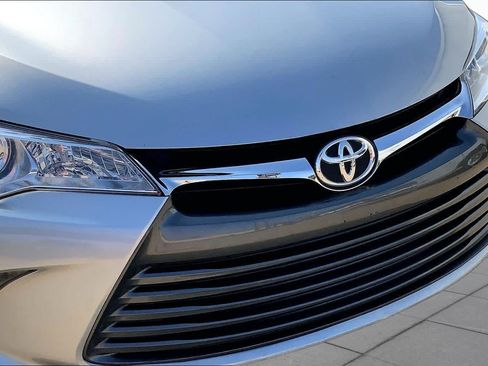 Used 2017 Toyota Camry LE FWD image 28