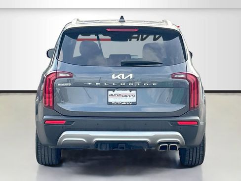 Used 2022 Kia Telluride SX w/ Towing Package FWD image 6