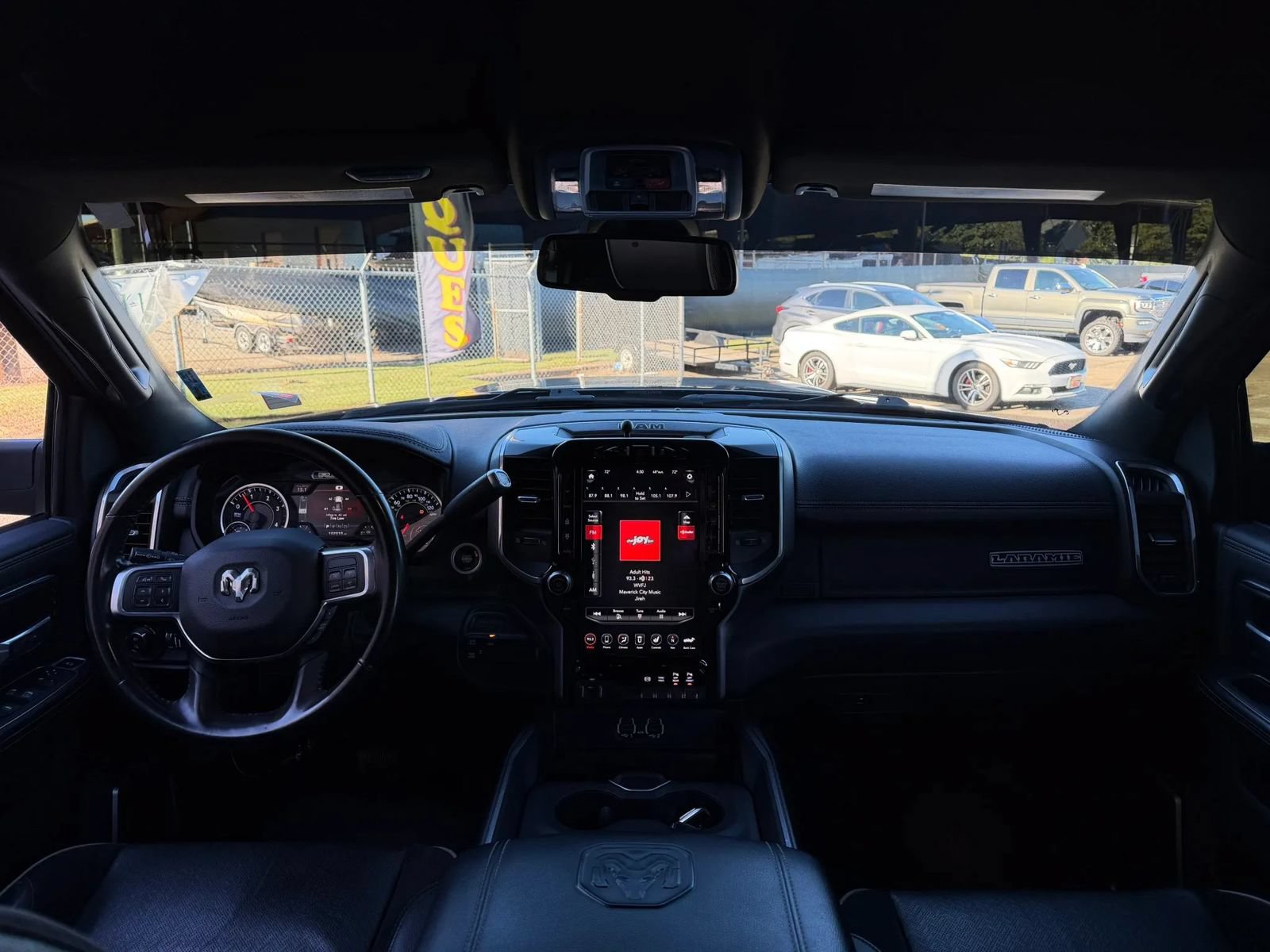Used 2021 RAM 2500 Laramie w/ Night Edition AWD/4WD image 15