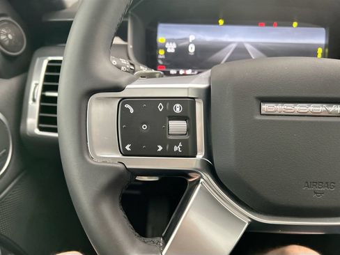 Certified 2025 Land Rover Discovery S AWD/4WD image 11
