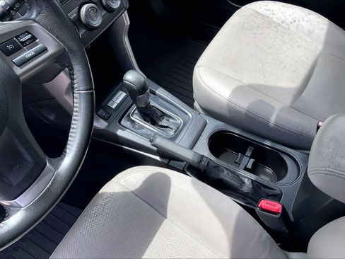 Used 2015 Subaru Forester 2.5i Touring w/ Popular Package #1 AWD/4WD image 16