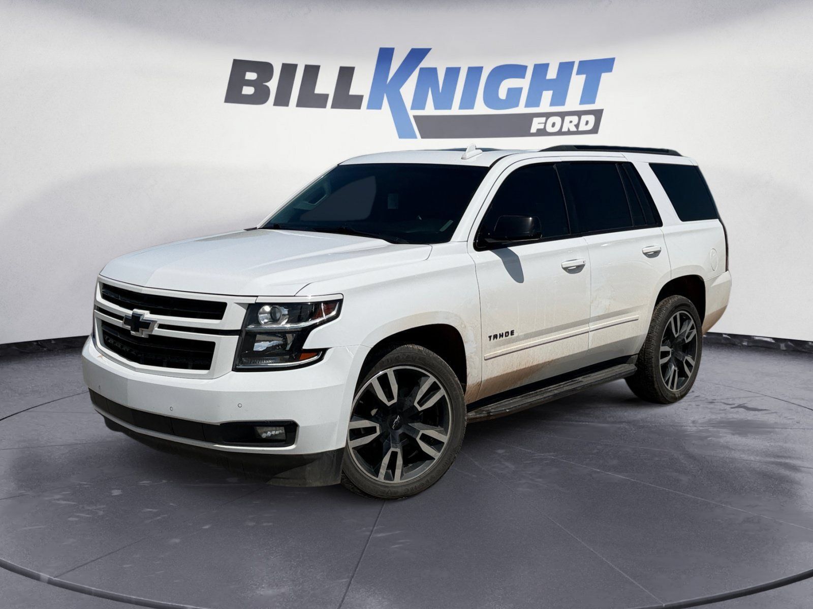 Used 2019 Chevrolet Tahoe Premier w/ RST 6.2L Performance Edition AWD/4WD image 1