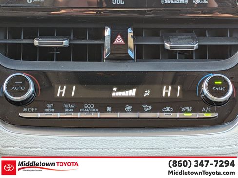 Used 2023 Chevrolet Colorado LT image 25