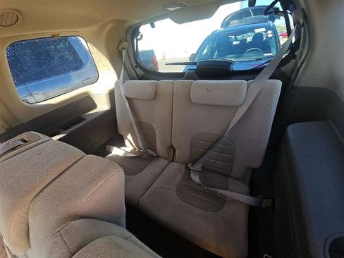 Used 2008 Nissan Pathfinder SE w/ Premium Pkg image 16