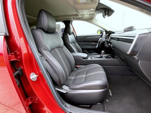 Used 2025 MAZDA CX-50 AWD 2.5 S w/ Premium Package image 16