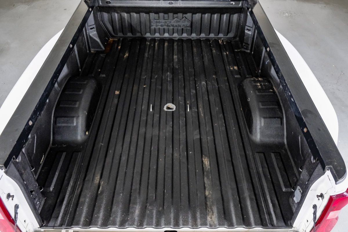 Used 2022 Chevrolet Silverado 3500 High Country w/ Safety Package II AWD/4WD image 52