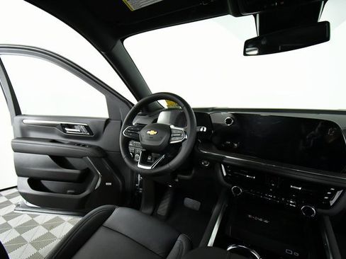 New 2026 Chevrolet Suburban LT w/ Comfort Package image 19