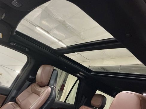 Used 2024 Lincoln Navigator L Reserve image 15