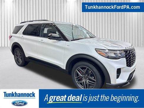 New 2026 Ford Explorer ST-Line w/ ST-Line Street Pack image 1