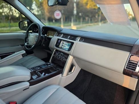 Used 2014 Land Rover Range Rover HSE AWD/4WD image 29
