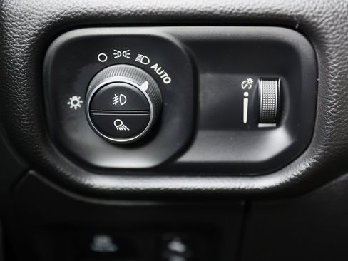 Used 2022 RAM 1500 Big Horn image 35