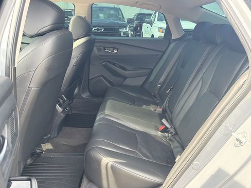 Used 2023 Honda Accord Touring image 25
