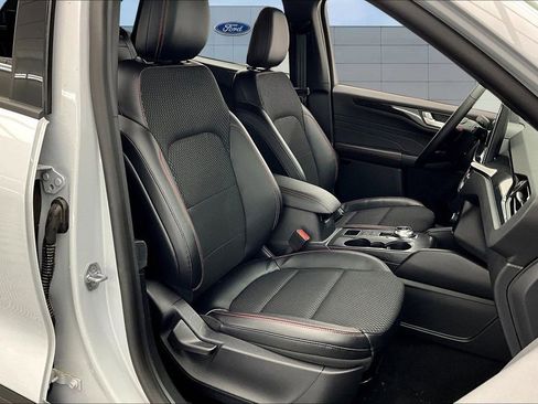 New 2025 Ford Escape ST-Line w/ Tech Pack #1 image 10