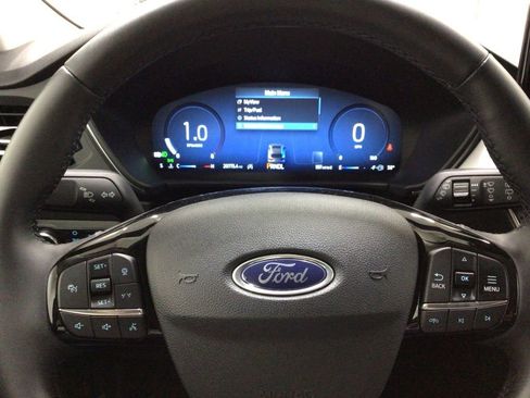 Used 2025 Ford Escape Platinum AWD/4WD image 11